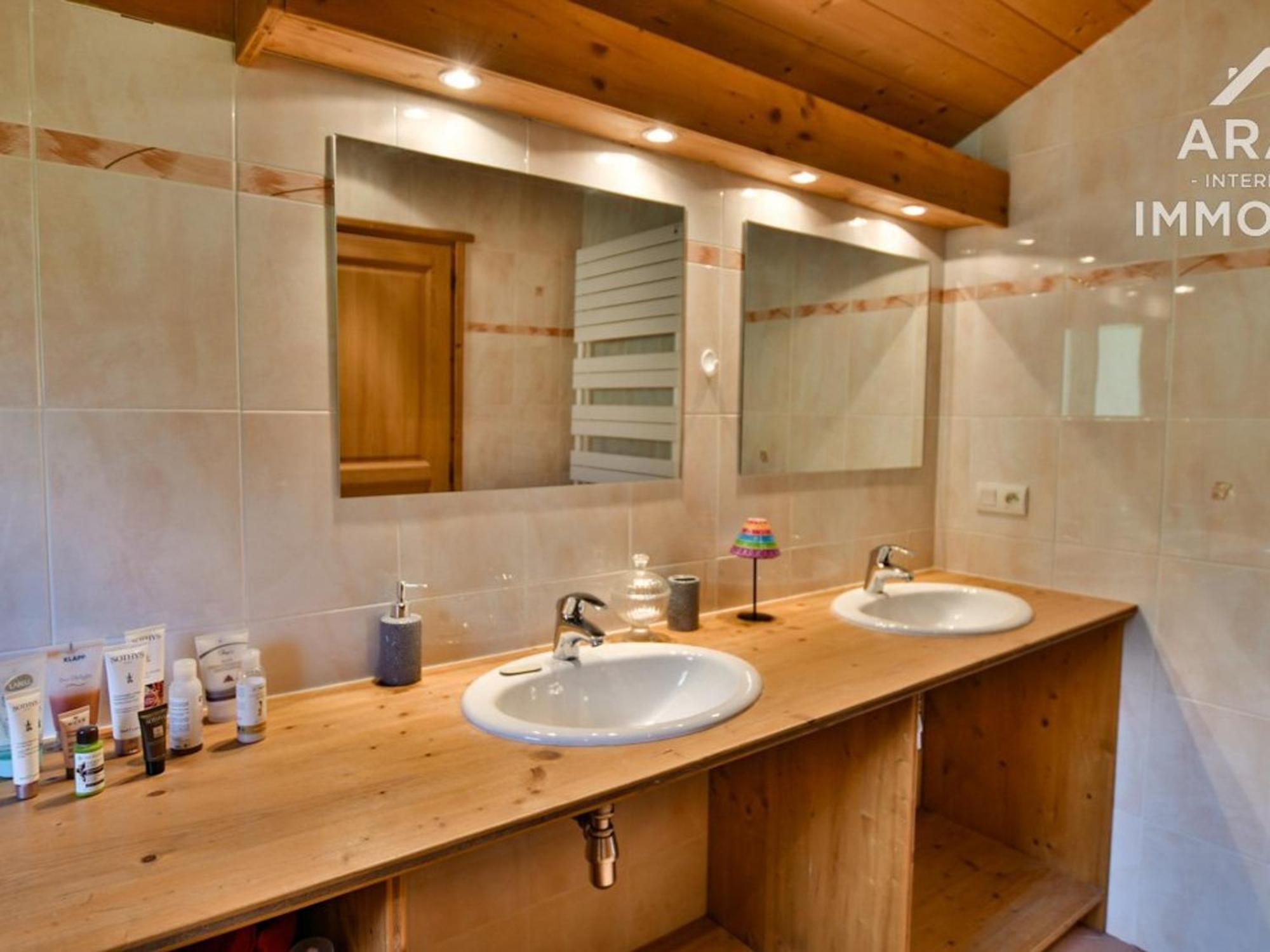 Chalet Independant 10 Personnes, 4 Chambres, Wifi, Proche Bus Et Pistes De Ski - Fr-1-391-143 Le Grand-Bornand Exterior photo